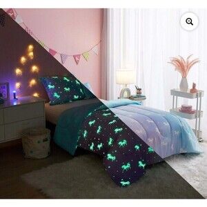 NEW WITH TAGS YOUR ZONE GLOW IN THE DARK 5 Pieces COMFORTER SET-‎ SIZE TWIN